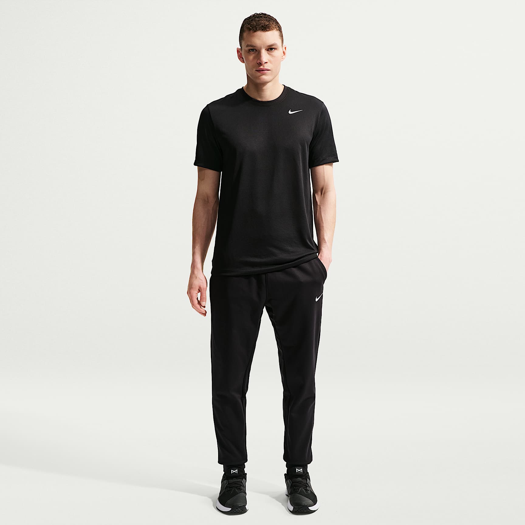 Nike Therma Men's Therma-FIT Tapered Fitness Pants. Nike.com